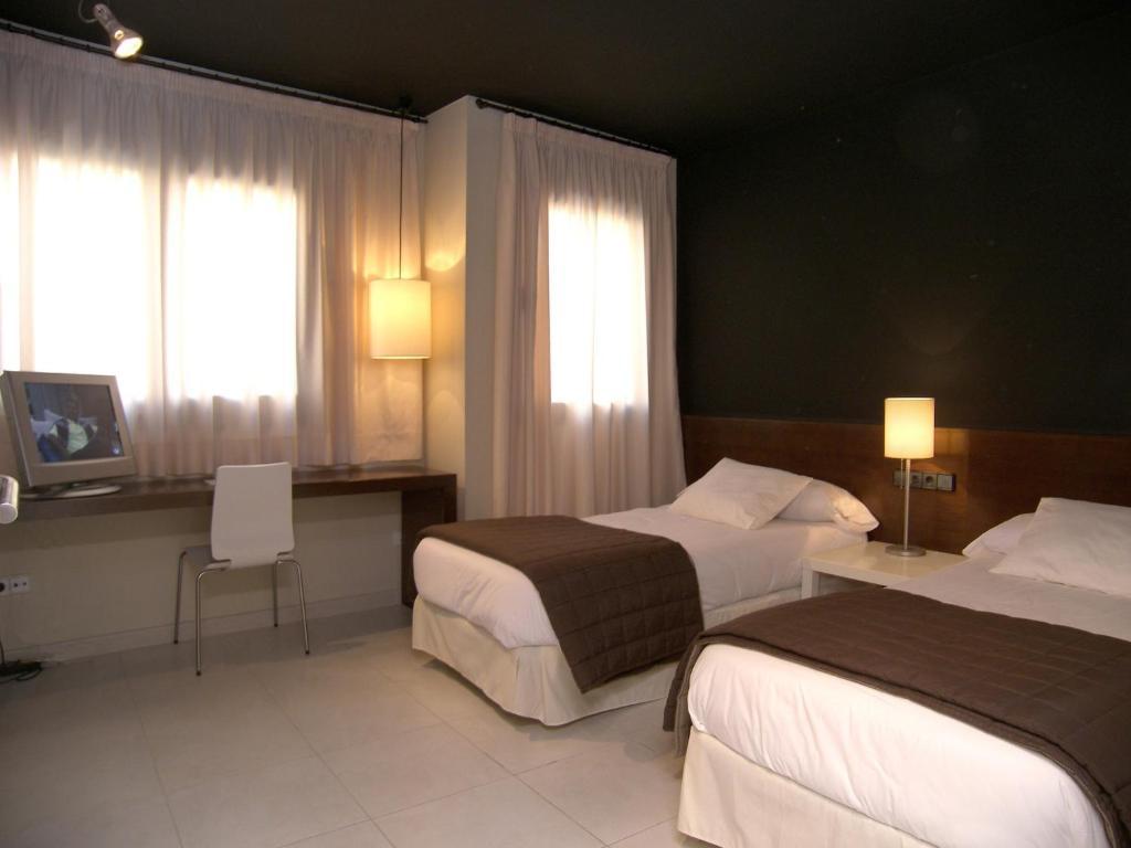 Hostal Badaloni Μπαδαλόνα Δωμάτιο φωτογραφία