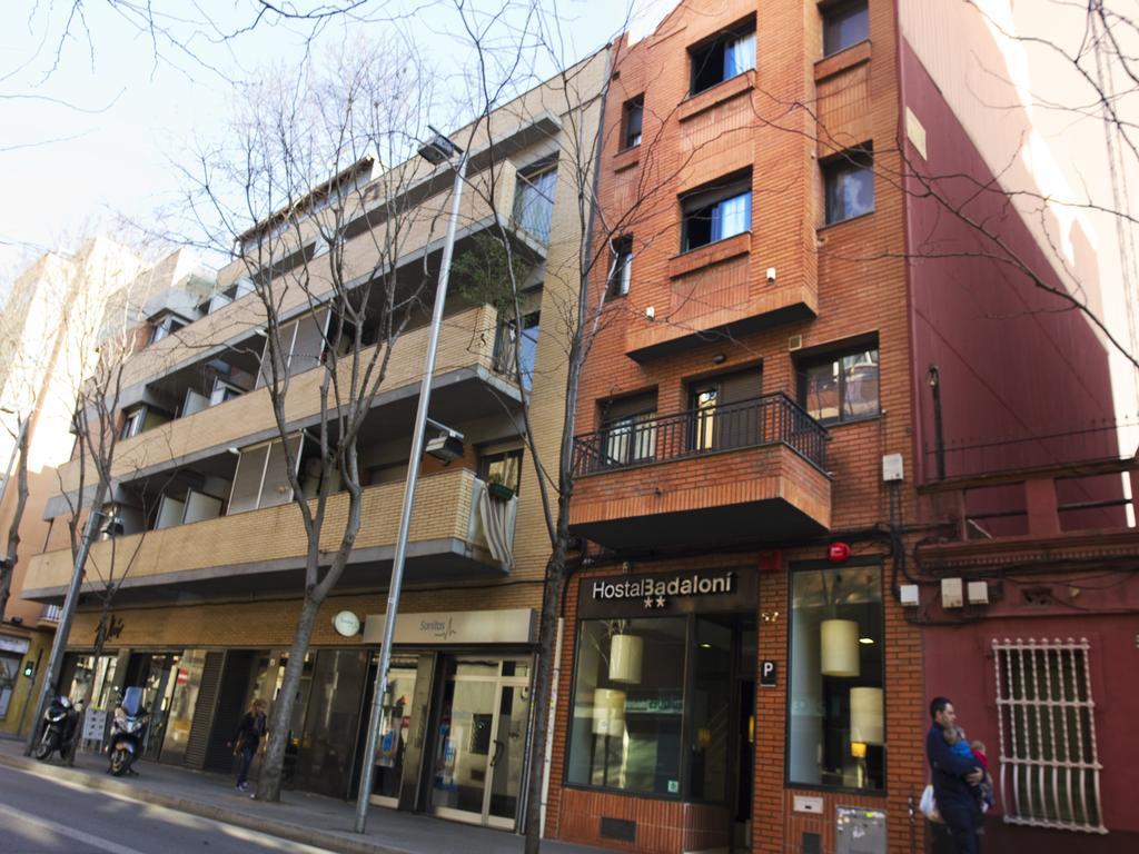 Hostal Badaloni Μπαδαλόνα Εξωτερικό φωτογραφία