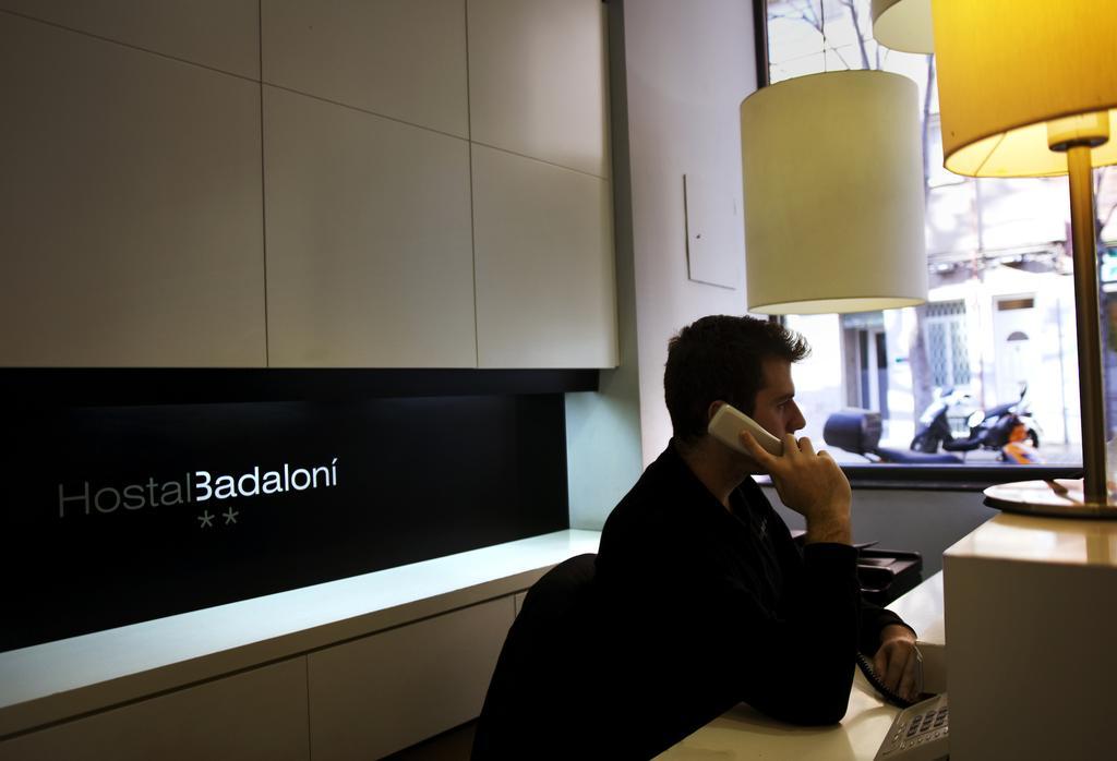 Hostal Badaloni Μπαδαλόνα Εξωτερικό φωτογραφία